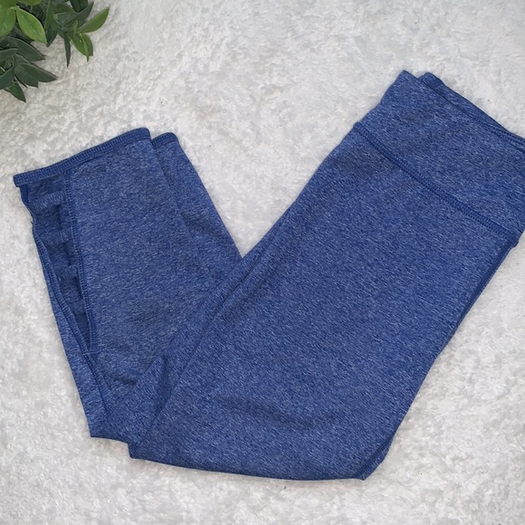 Z by Zella Girl Blue Capri Leggings M 8/10 EUC Athletic Sports Dance - Picture 10 of 10